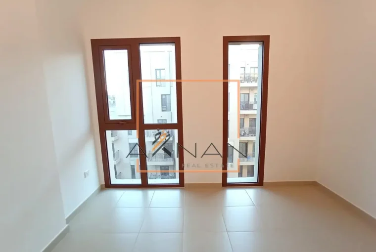 APARTMENT FOR RENT IN ZAHRA BREEZE APARTMENTS, TOWN SQUARE